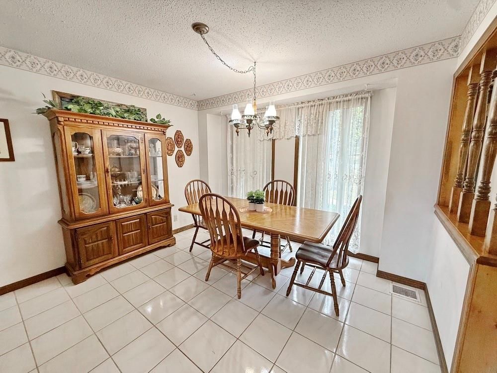 1006 White Oak Drive — photo 17