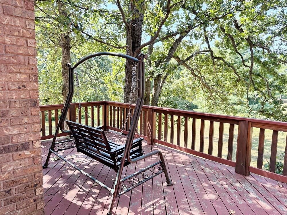 1006 White Oak Drive — photo 38