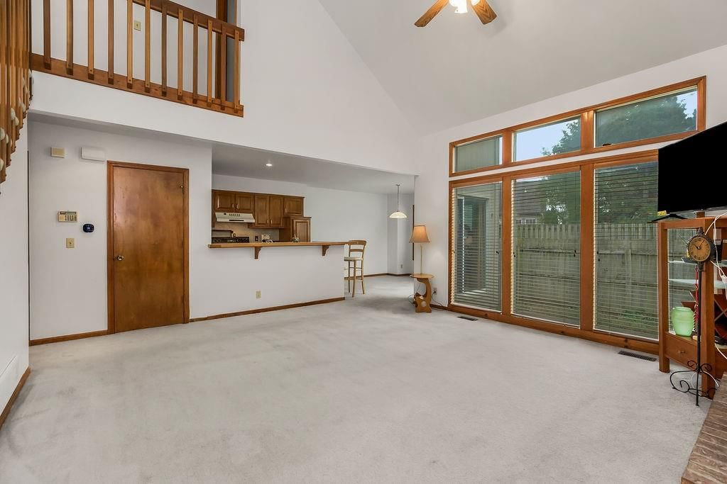 15530 Marty Street — photo 4