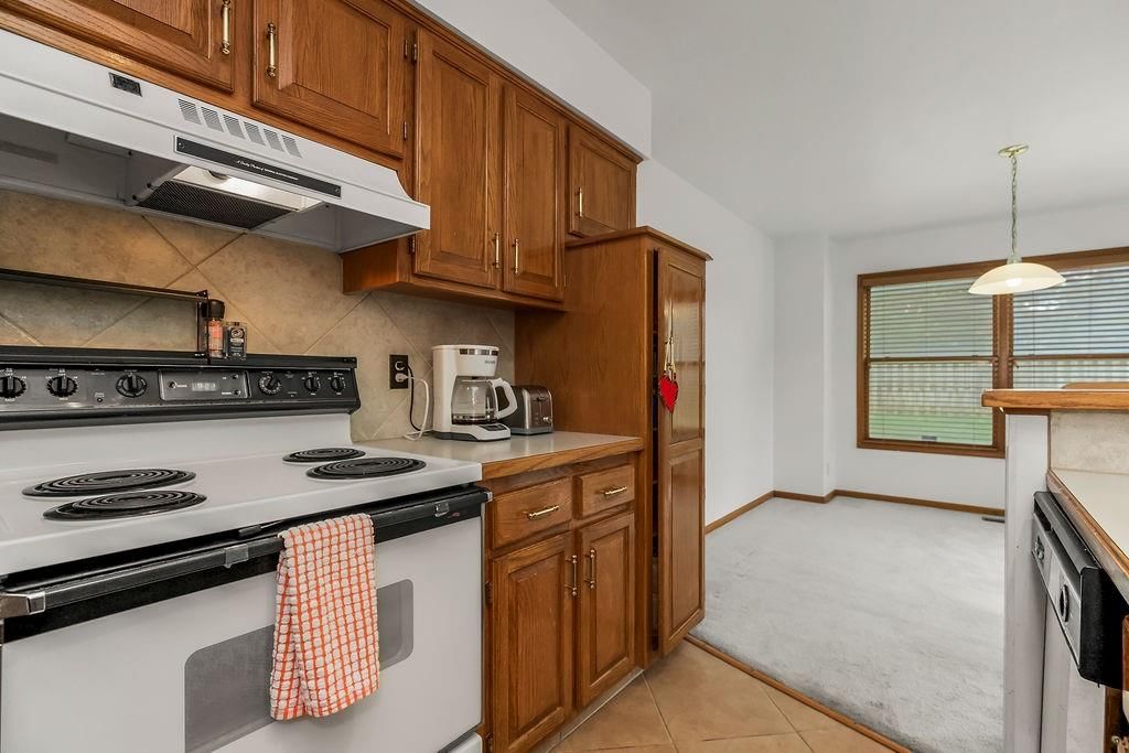 15530 Marty Street — photo 6