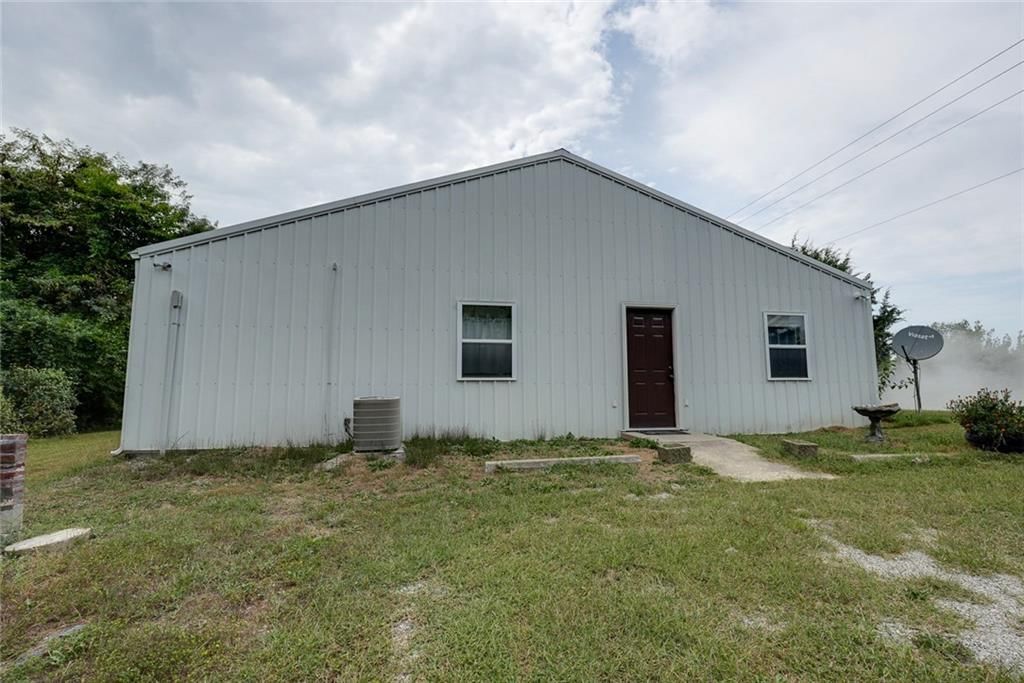 1888 NW 200th Road — photo 37