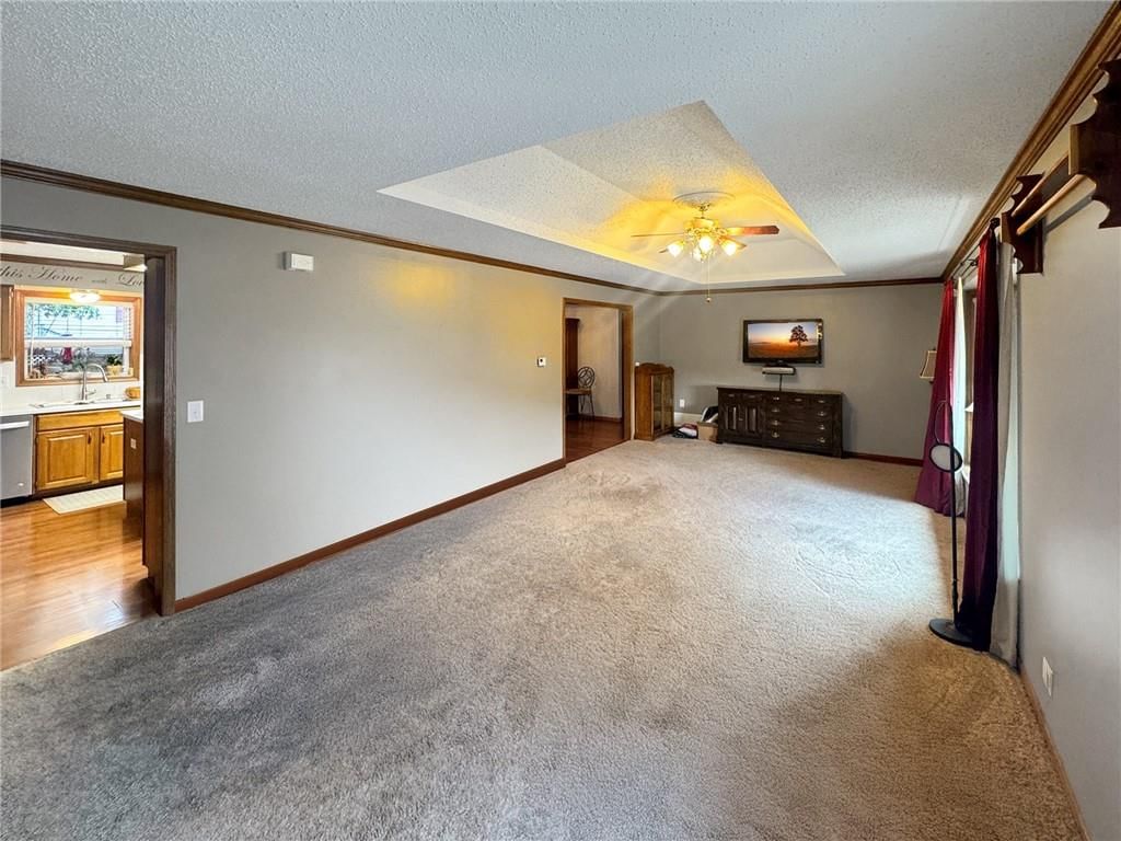 100 W 12th Street — photo 11