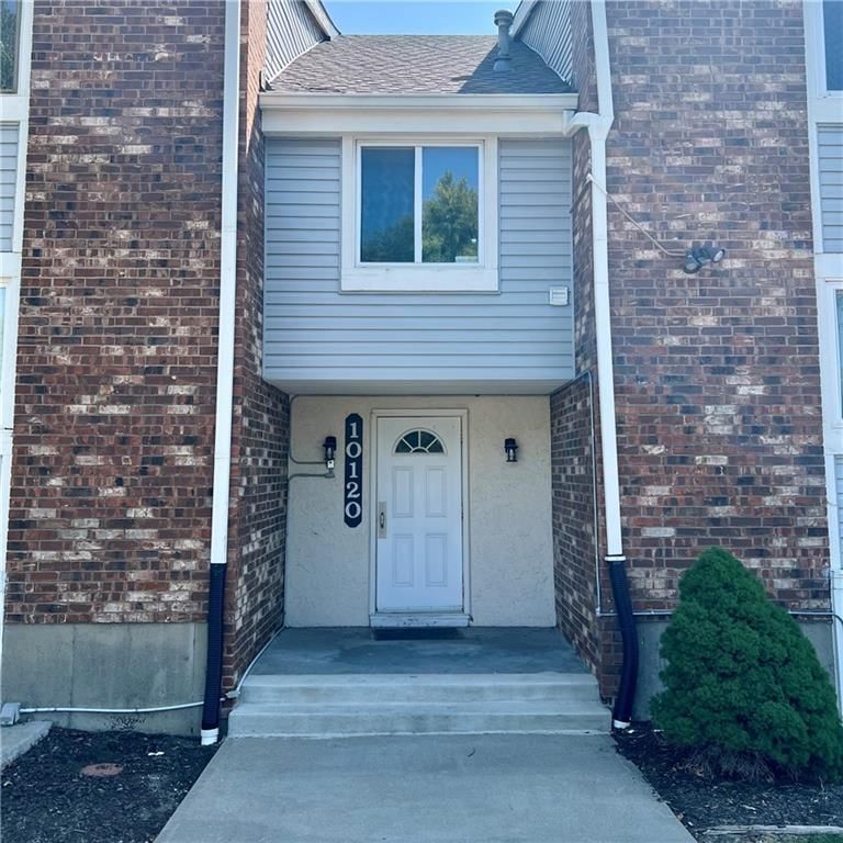 10120 W 96th Street, Overland Park, KS