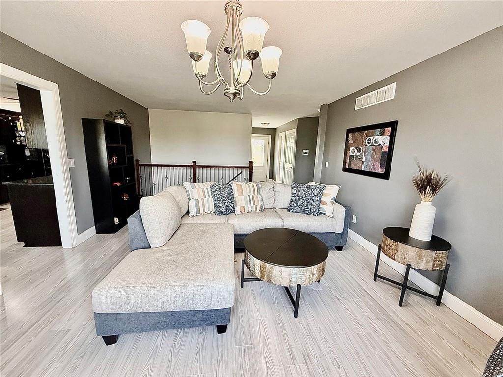 27119 Southridge Drive — photo 14