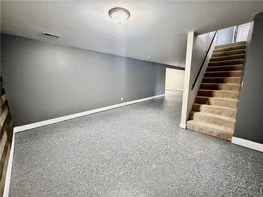 27119 Southridge Drive — photo 41