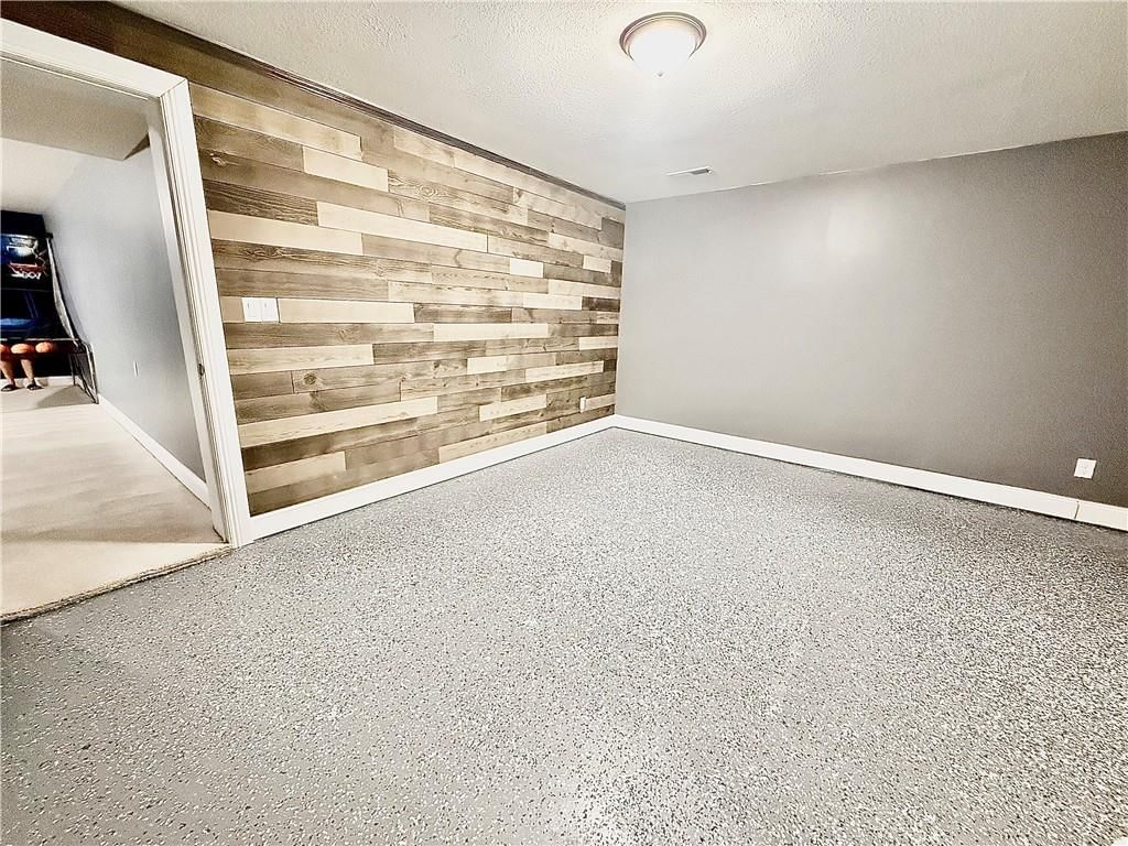 27119 Southridge Drive — photo 42