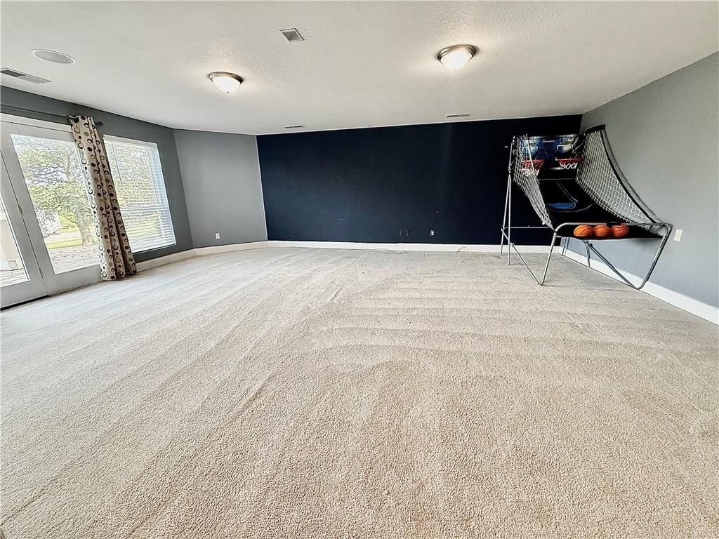 27119 Southridge Drive — photo 44