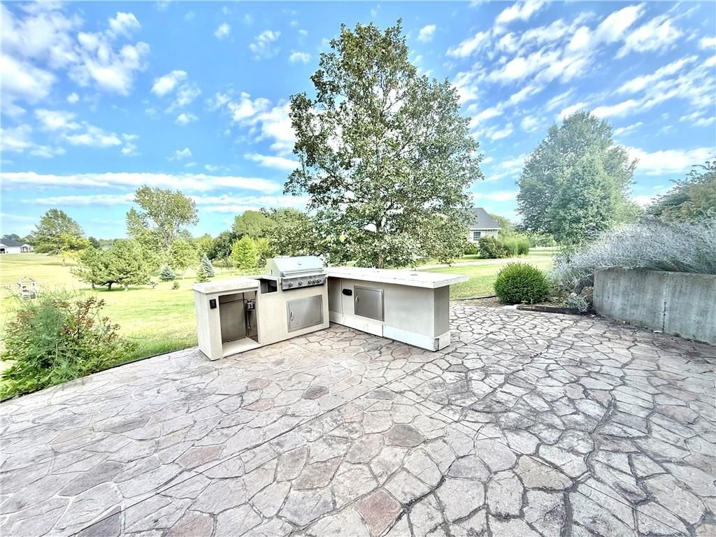27119 Southridge Drive — photo 52