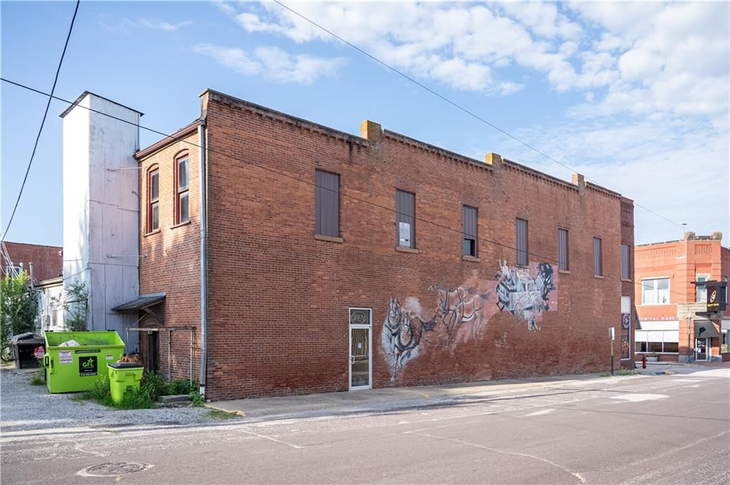 301 S Miller Street — photo 5