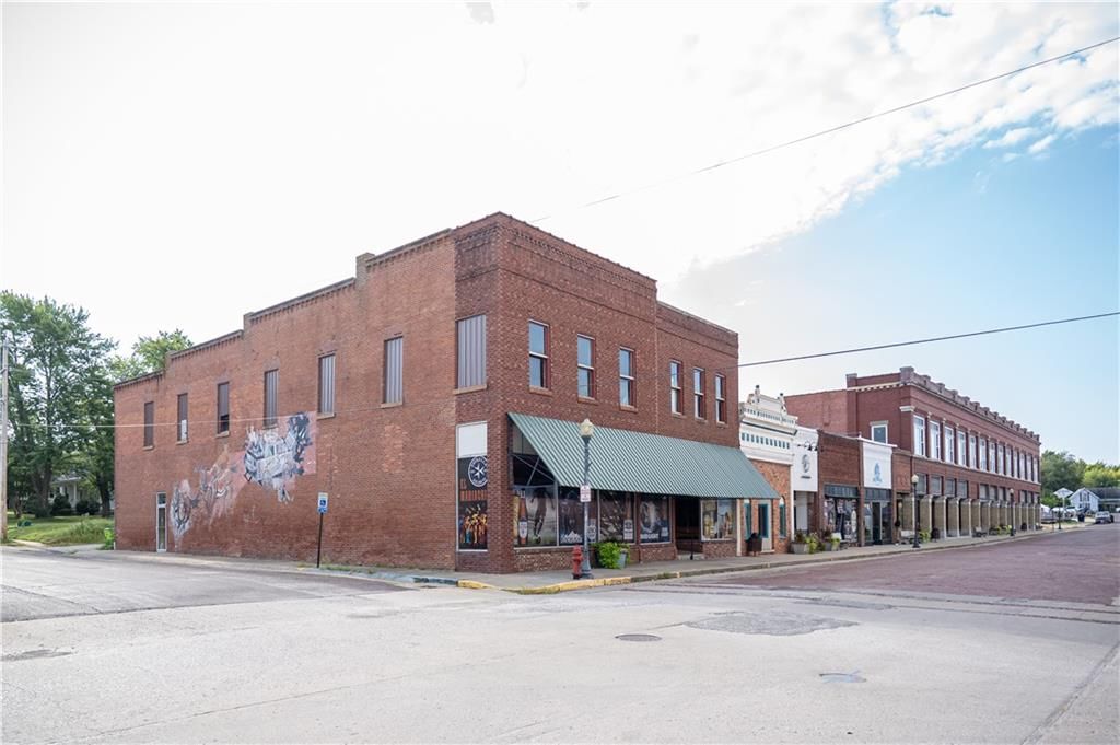 301 S Miller Street — photo 6
