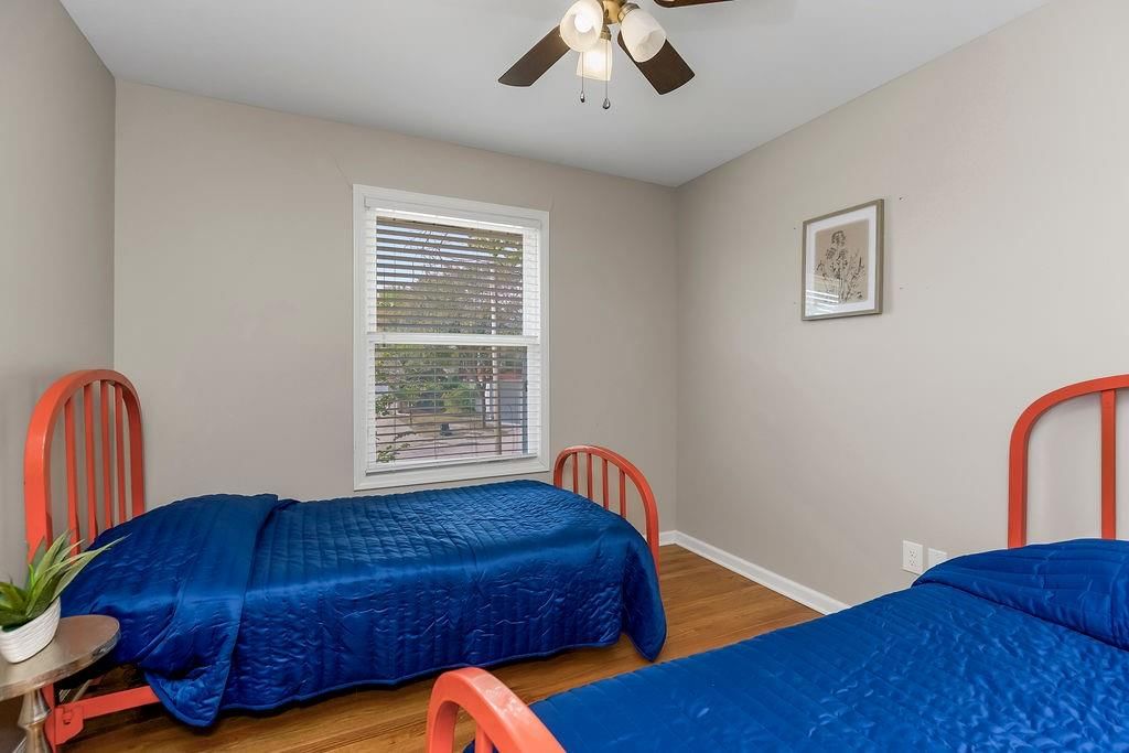 10701 Indiana Avenue — photo 18
