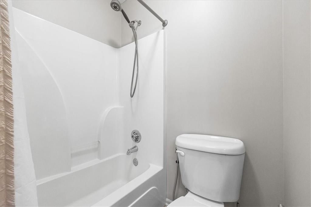 977 Wellington Way — photo 25