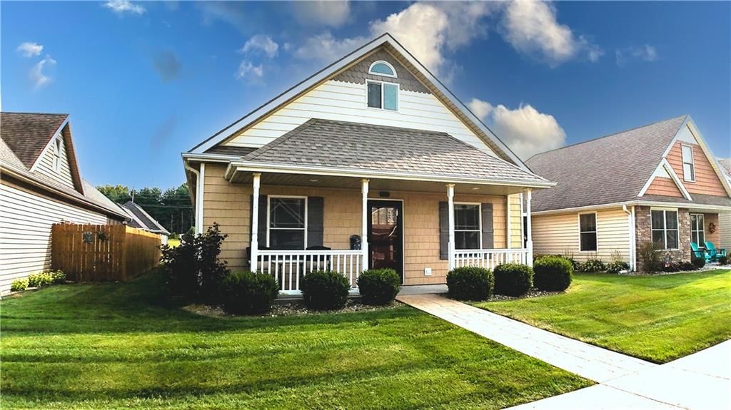 4816 N Creek Woods Drive, St Joseph, MO