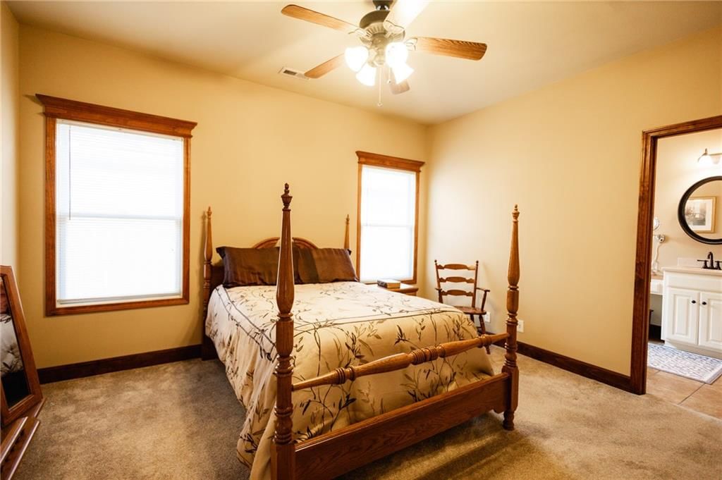 4816 N Creek Woods Drive — photo 12