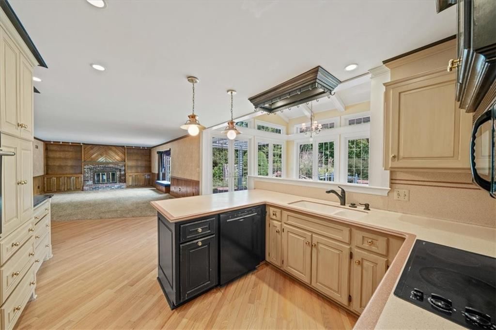 16687 Lamar Avenue — photo 13