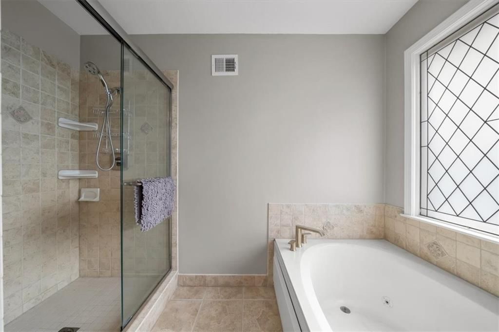8618 W 138th Terrace — photo 33