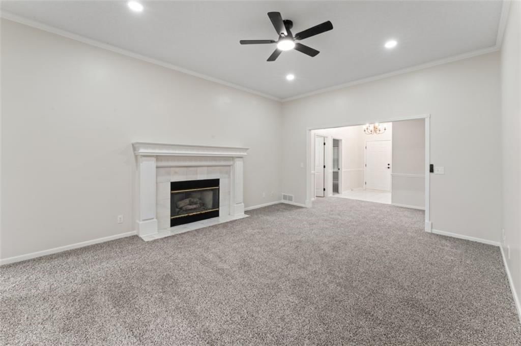 Photo 11 of 35 - 4326 S Milton Drive
