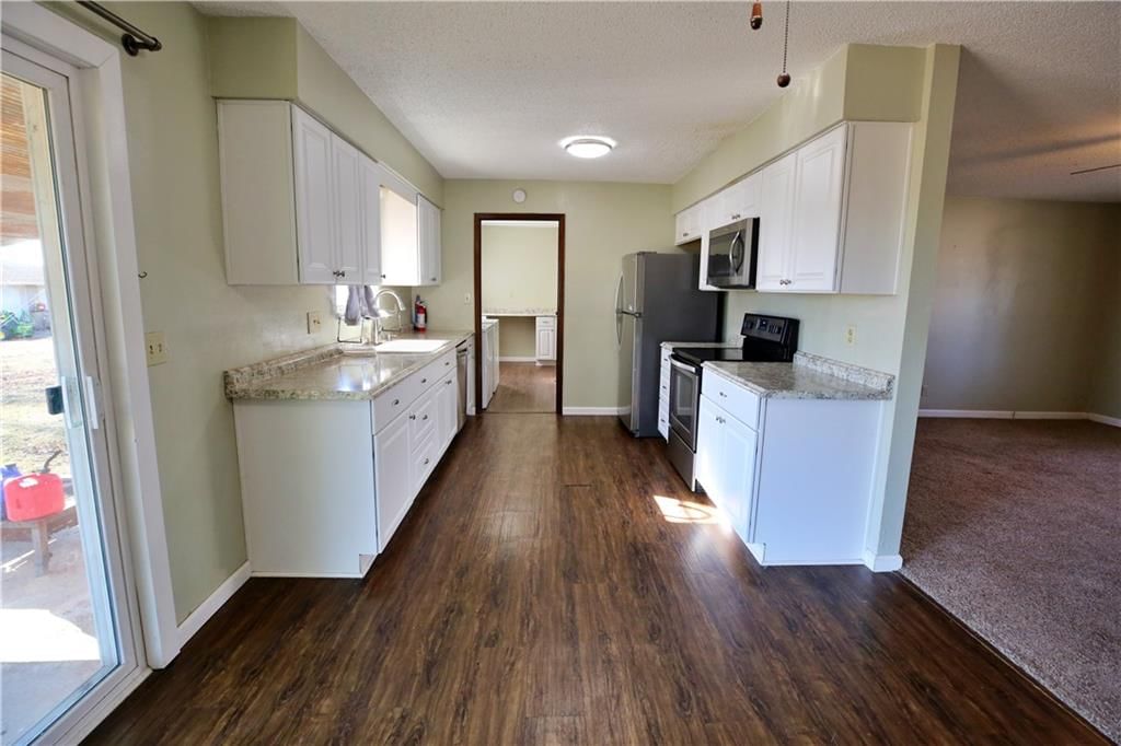 309 W 25th Street — photo 13