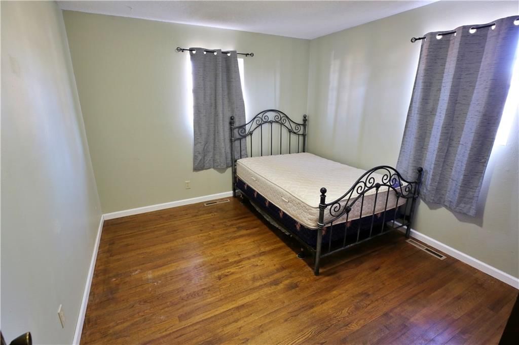 309 W 25th Street — photo 25