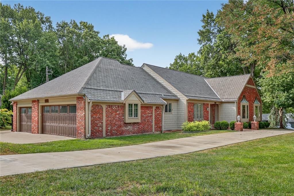 10329 Mohawk Lane — photo 3