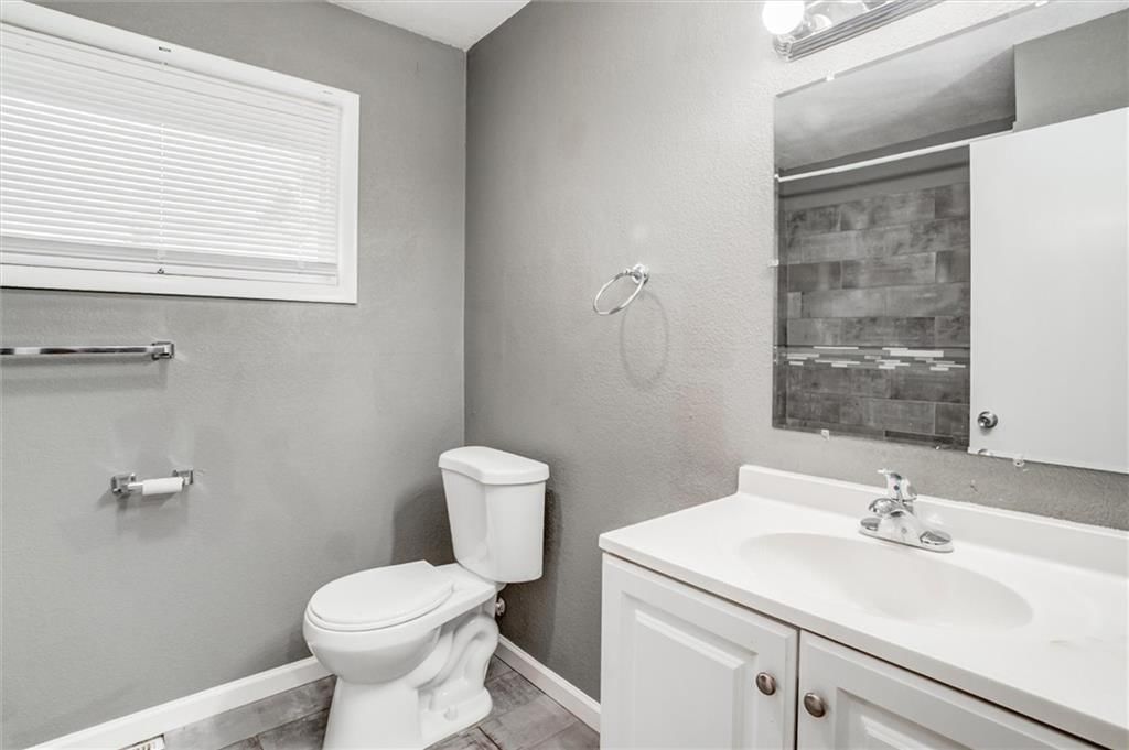 11601 E 75th Street — photo 12