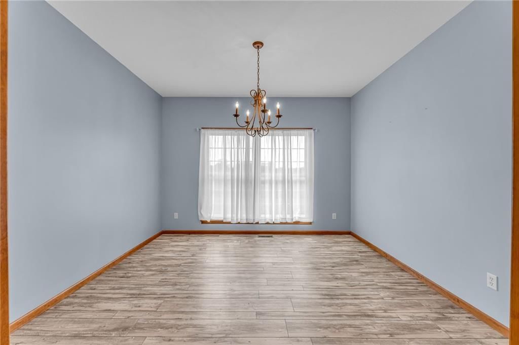 987 N 640th Road — photo 31
