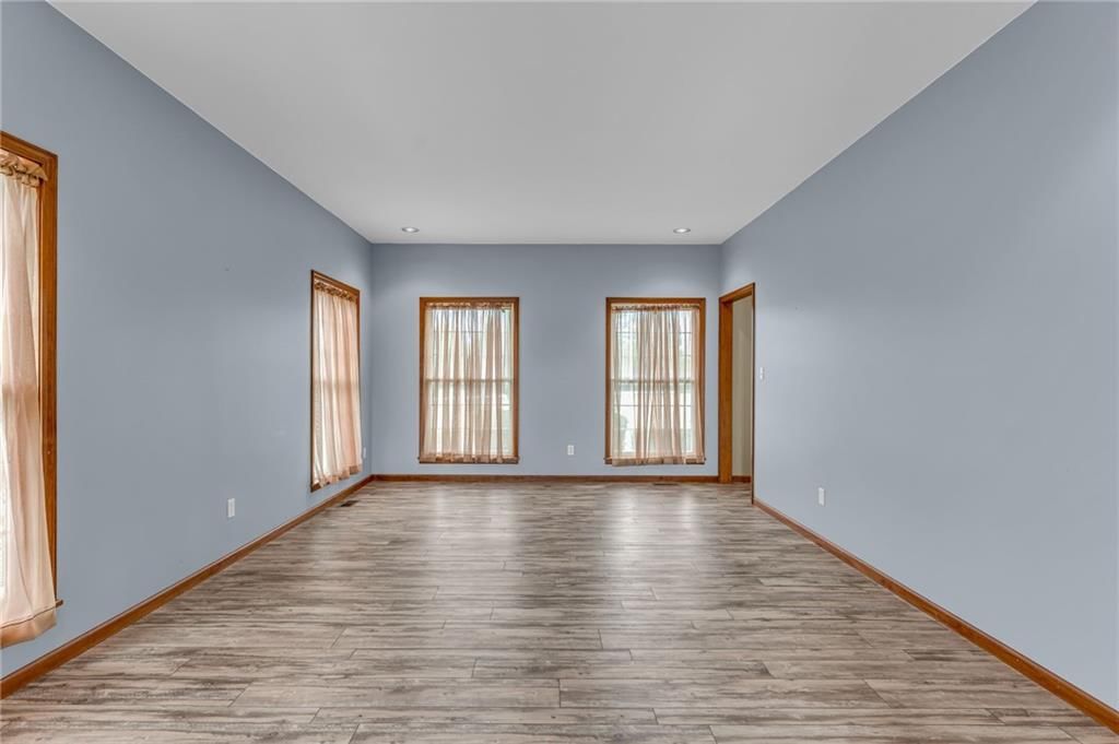 987 N 640th Road — photo 35