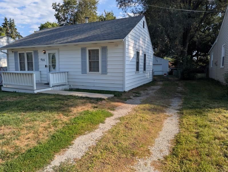 605 E Nettleton Avenue — photo 3