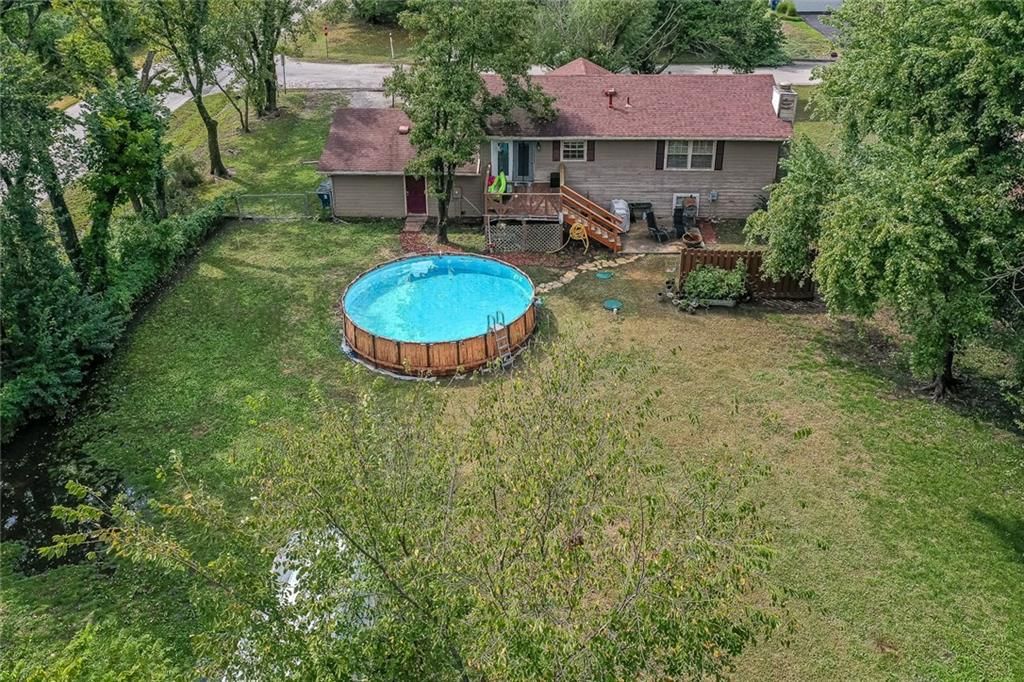 100 Meadow Lane — photo 36