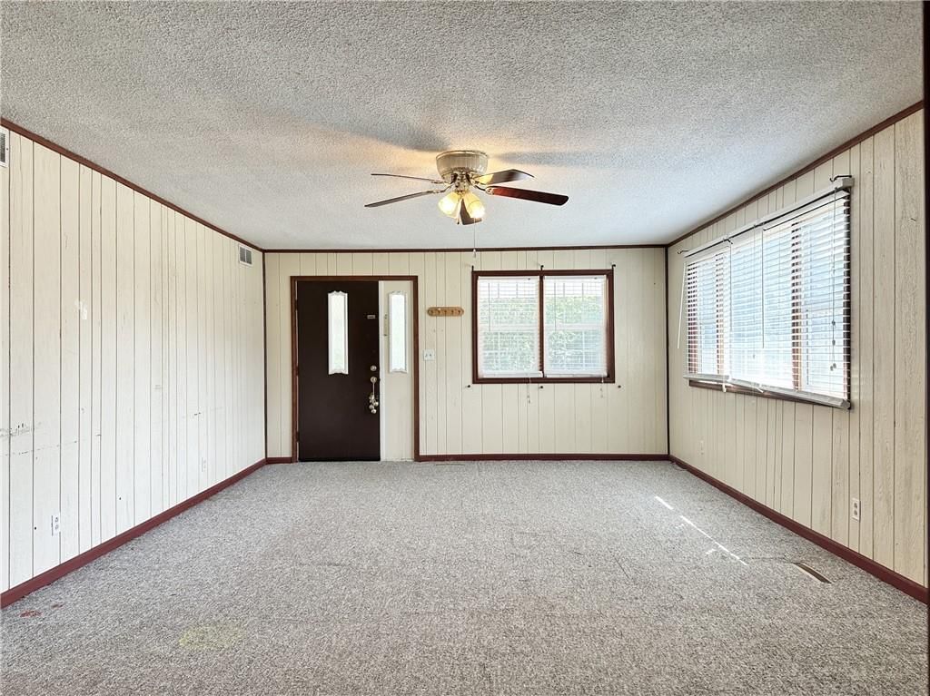 2205 Chicago Street — photo 9