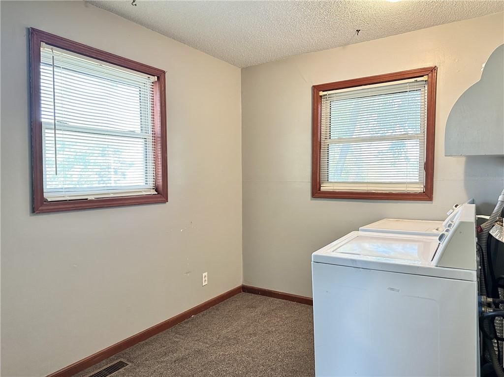 2205 Chicago Street — photo 15