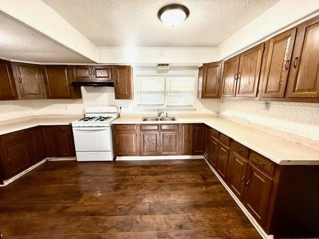 1901 MITCHELL Avenue — photo 11