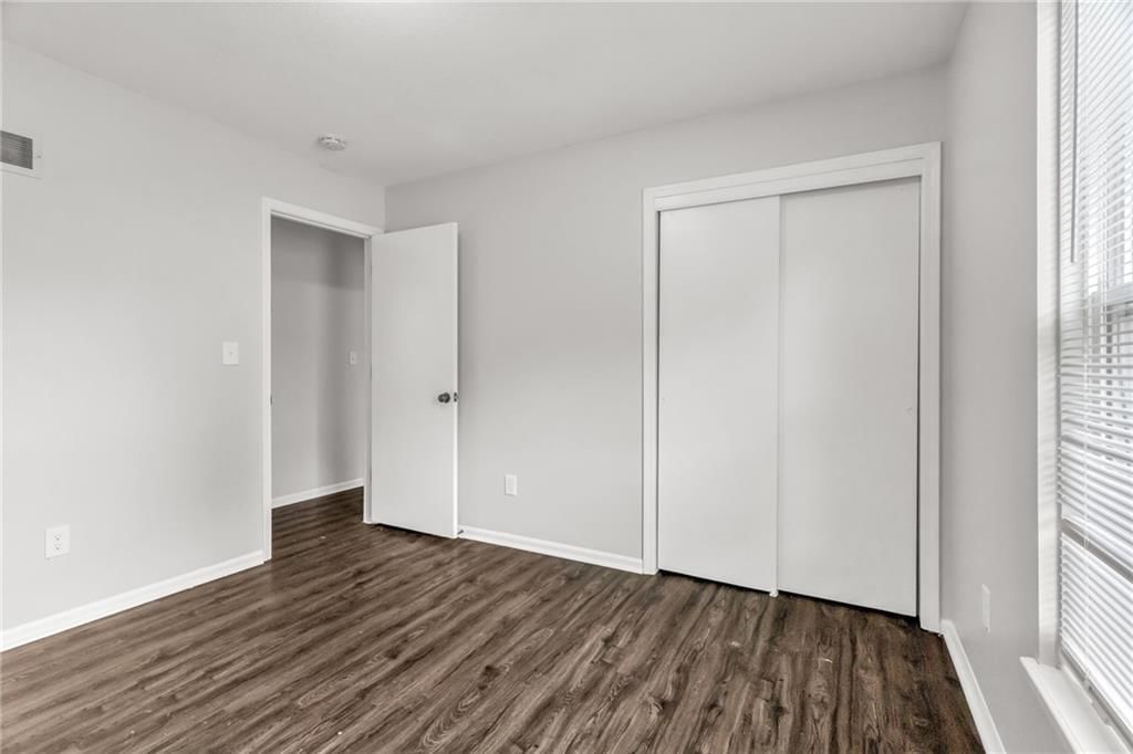 19201 E 13th Terrace — photo 15