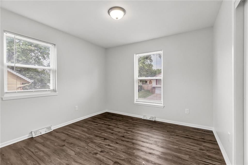 19201 E 13th Terrace — photo 16