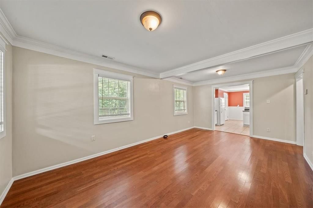 Photo 4 of 17 - 9106 McGee Street