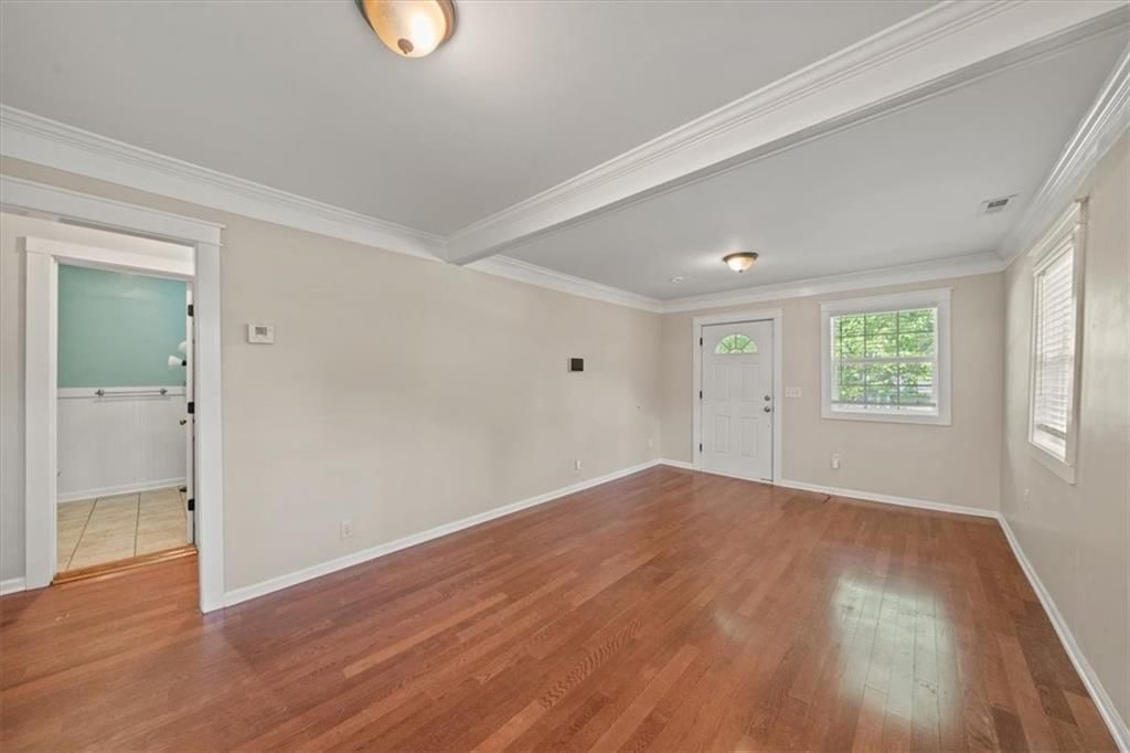 Photo 5 of 17 - 9106 McGee Street