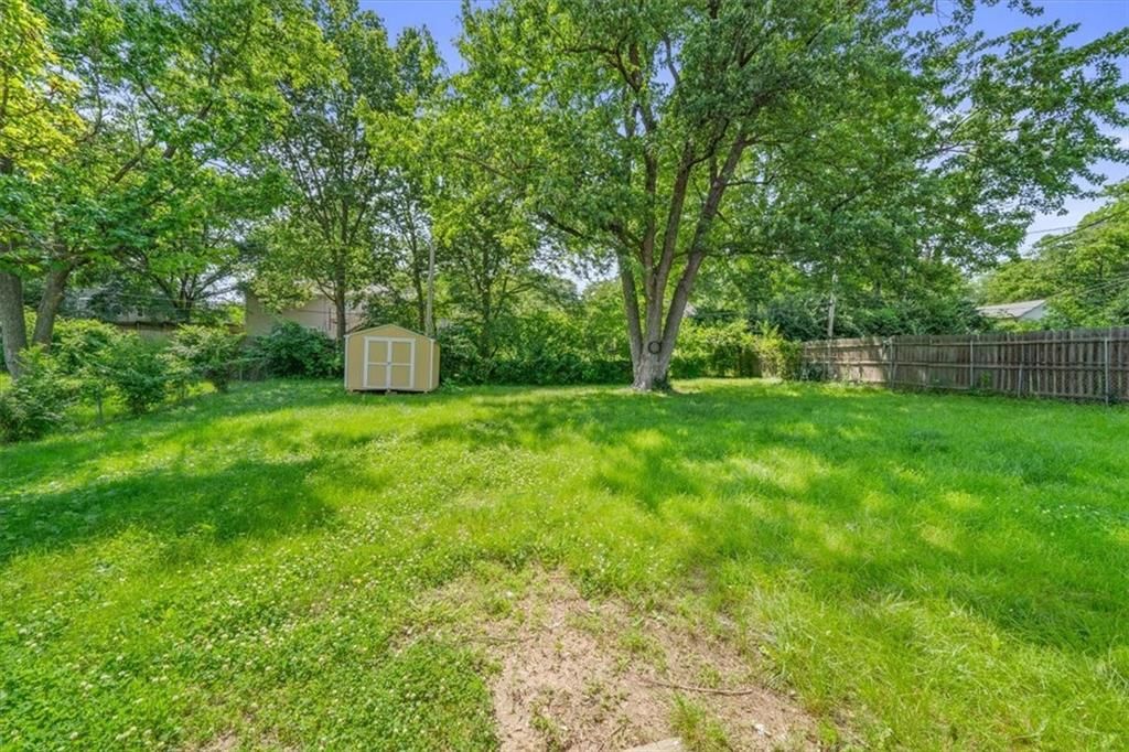 Photo 16 of 17 - 9106 McGee Street