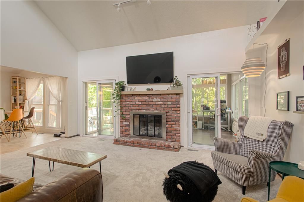 Photo 6 of 51 - 7004 N Belleview Avenue