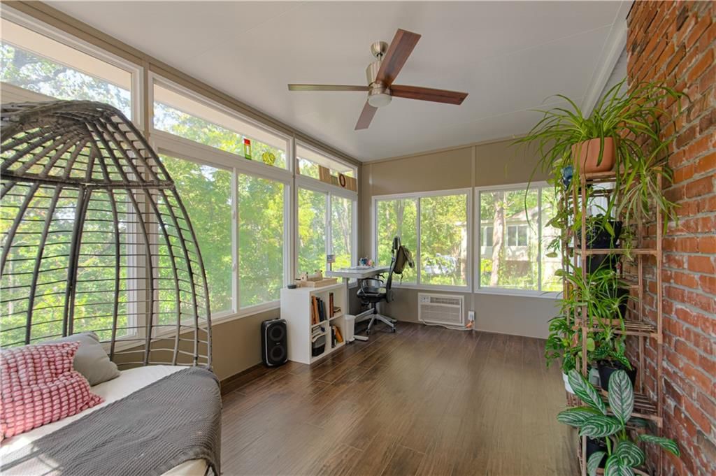 Photo 37 of 51 - 7004 N Belleview Avenue