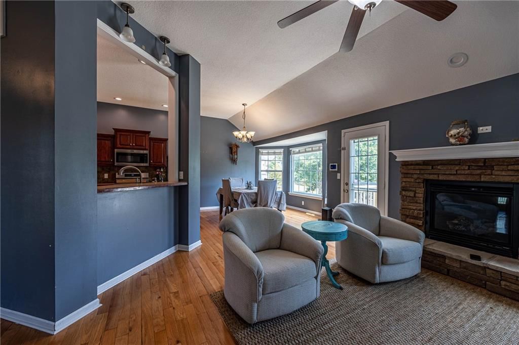 1209 Cypress Court — photo 11
