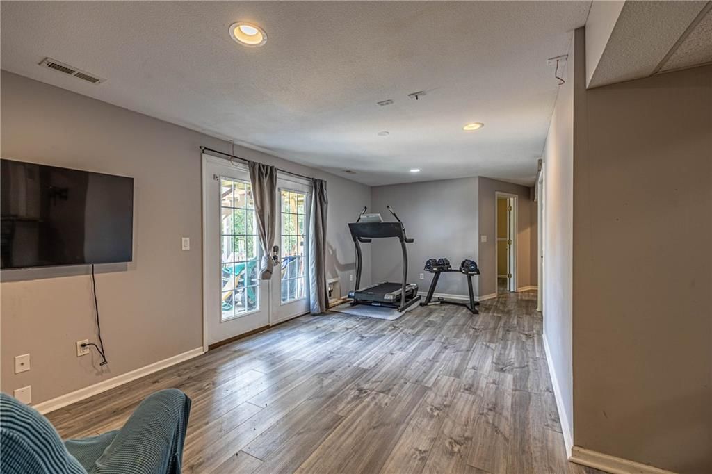 1209 Cypress Court — photo 23