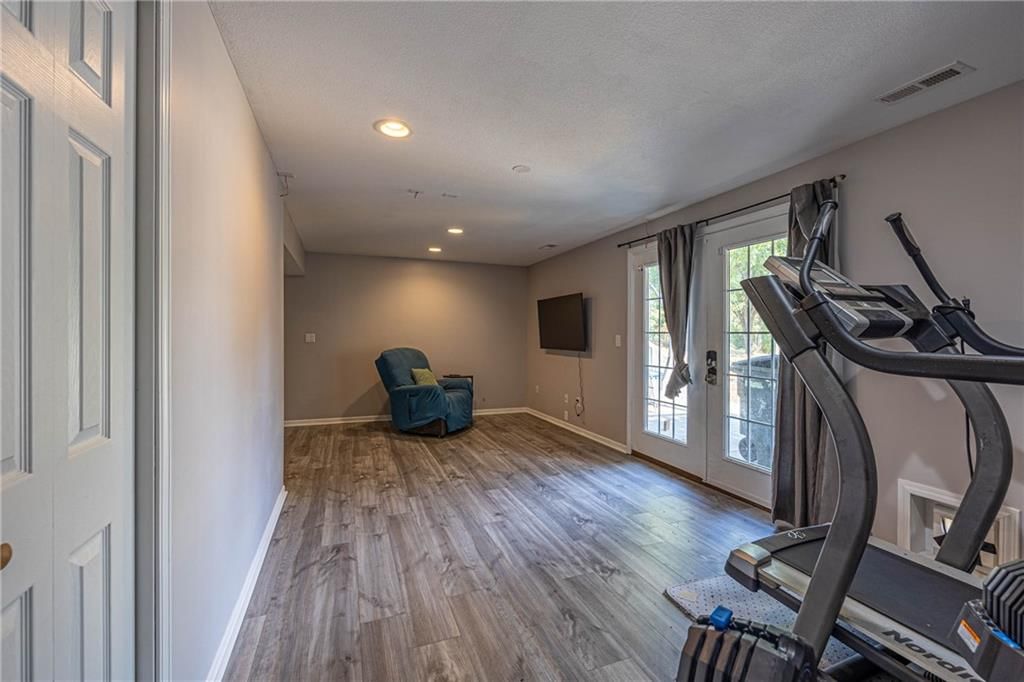 1209 Cypress Court — photo 24