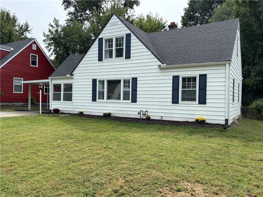 Photo 18 of 20 - 1325 W 29th Street