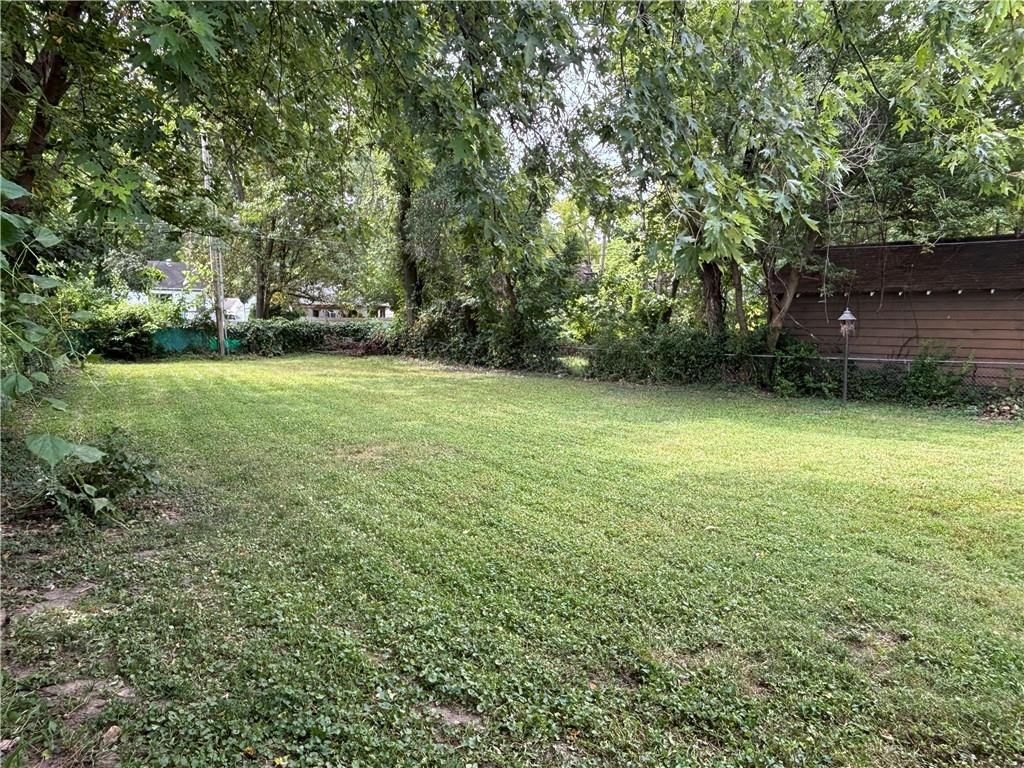 Photo 19 of 20 - 1325 W 29th Street