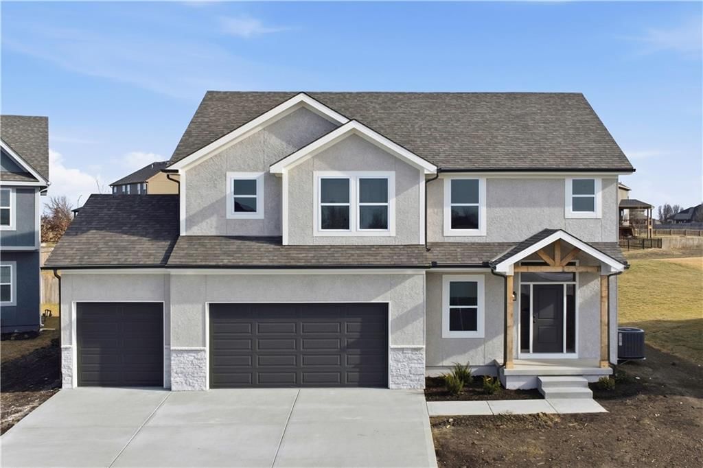 27618 E 128th Court, Lee's Summit, MO