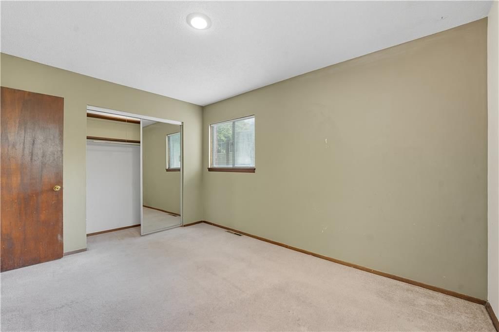 Photo 26 of 35 - 8340-8342 Grandview Lane