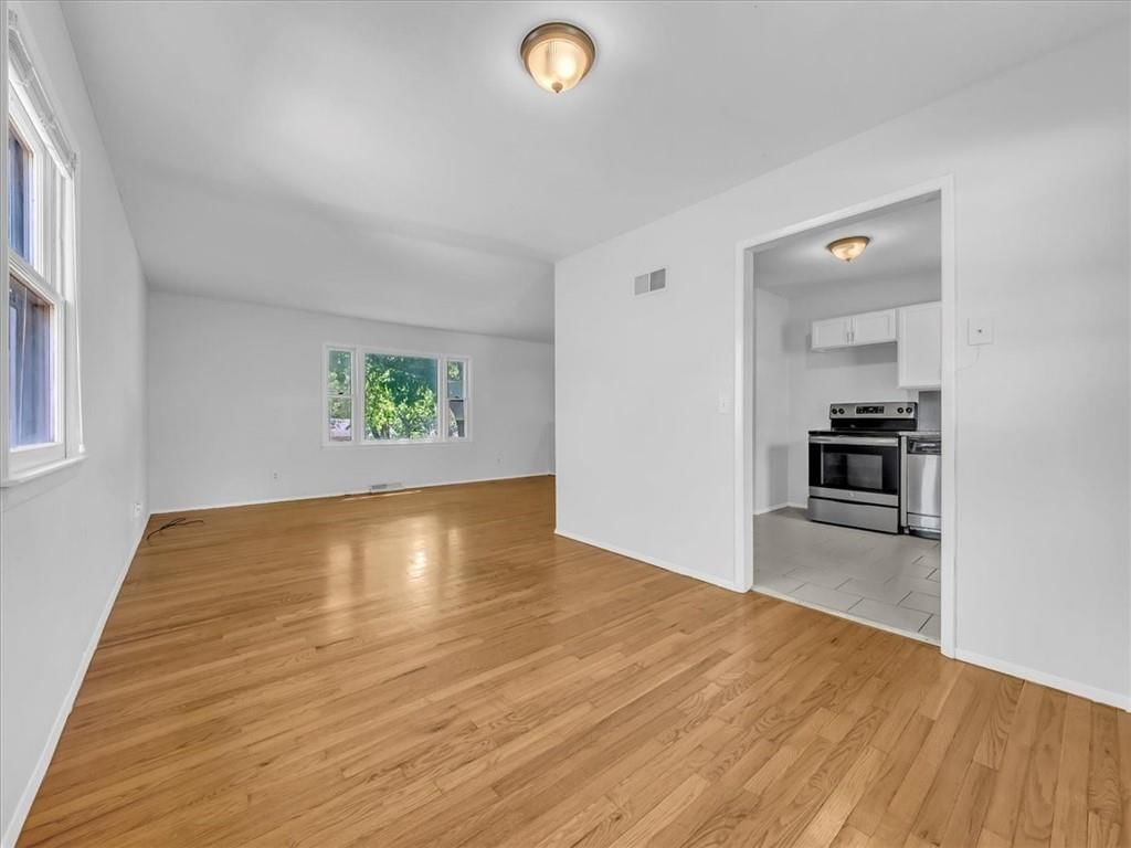 4204 NE Sunnybrook Lane — photo 5