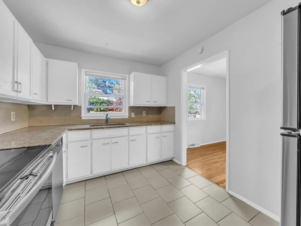 4204 NE Sunnybrook Lane — photo 8