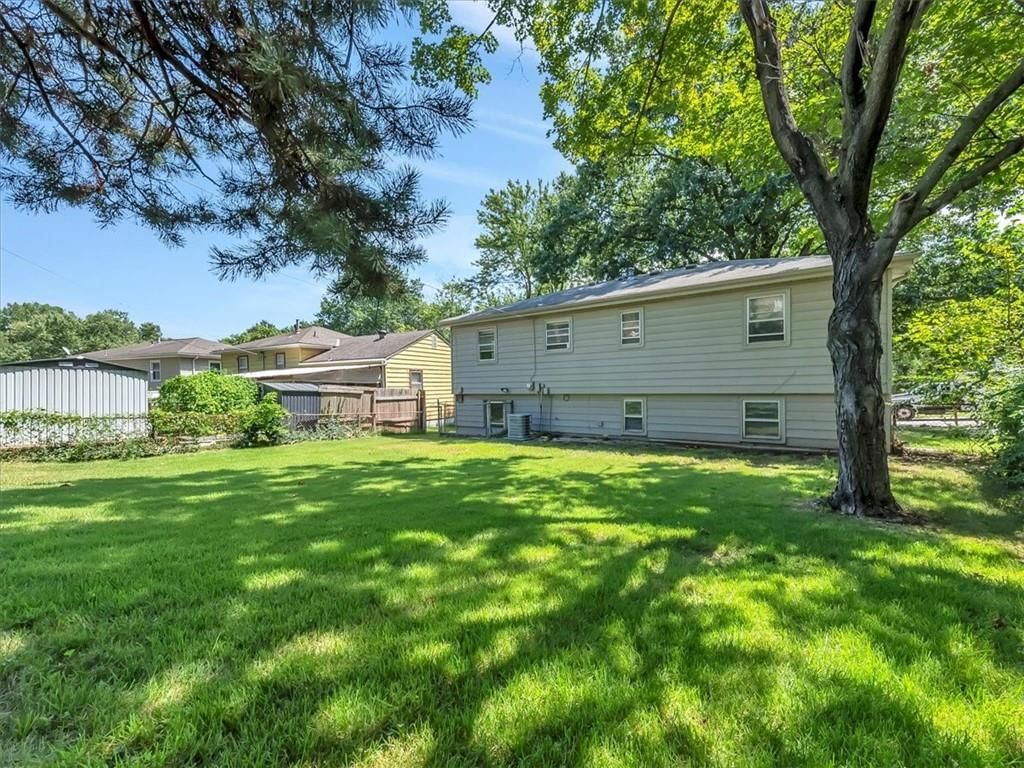 4204 NE Sunnybrook Lane — photo 24