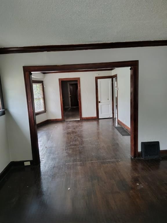 6632 Brooklyn Avenue — photo 11